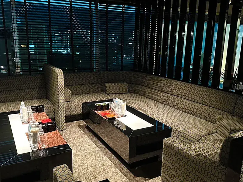 福岡 中洲 高級キャバクラ CLUB BURJ 内装01
